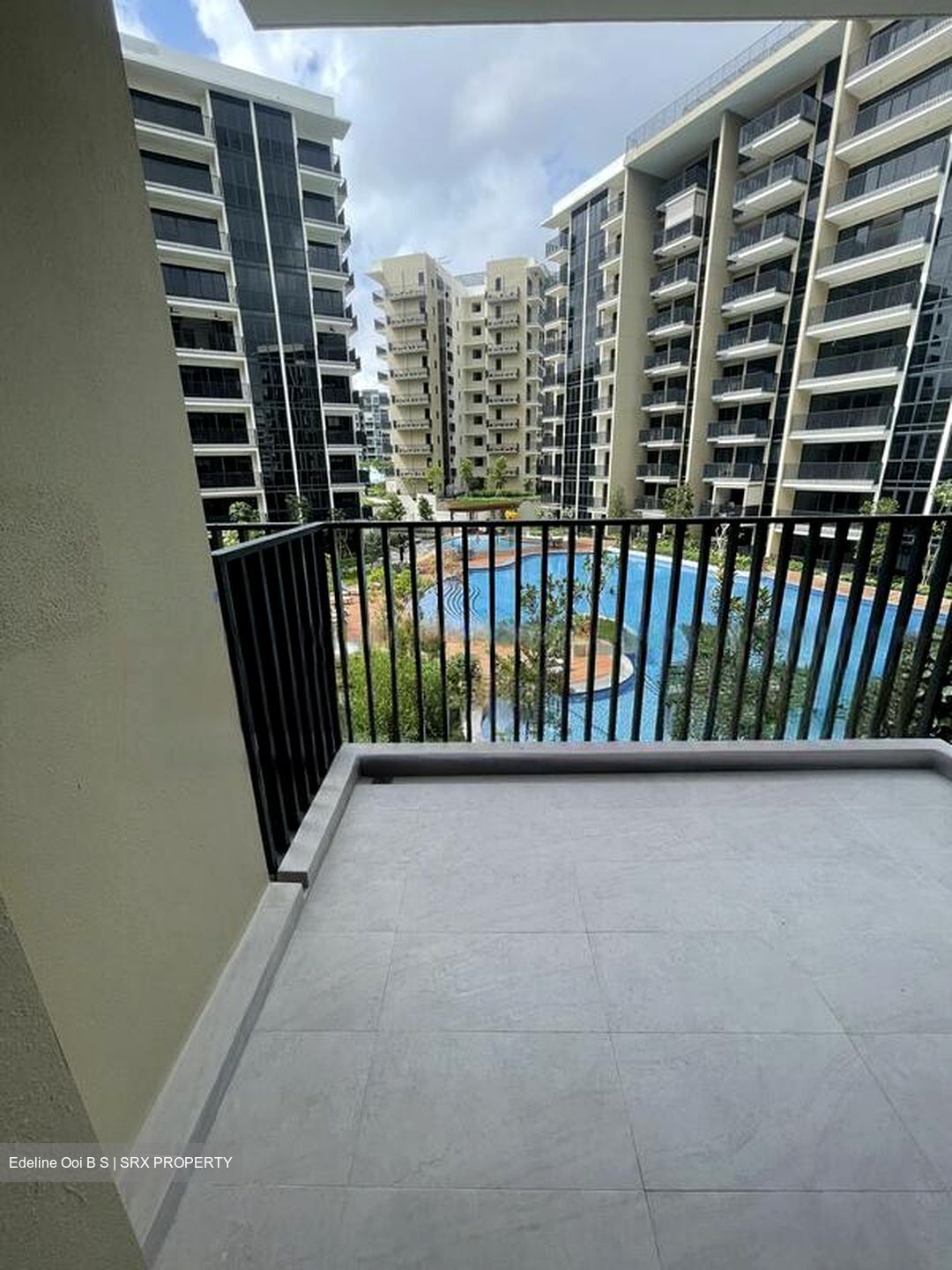 Sengkang Grand Residences (D19), Apartment #560918111